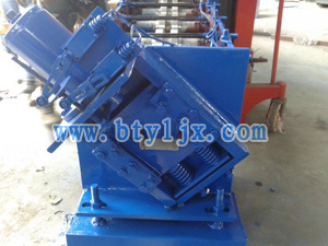 地槽機(jī)壓型設(shè)備