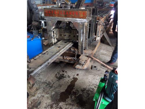 煤礦W型防護(hù)鋼帶設(shè)備