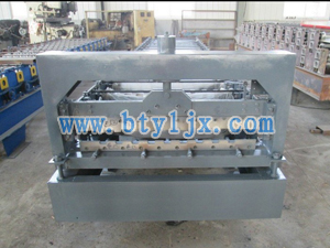 800卷簾門設(shè)備