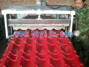 1060型琉璃瓦設備