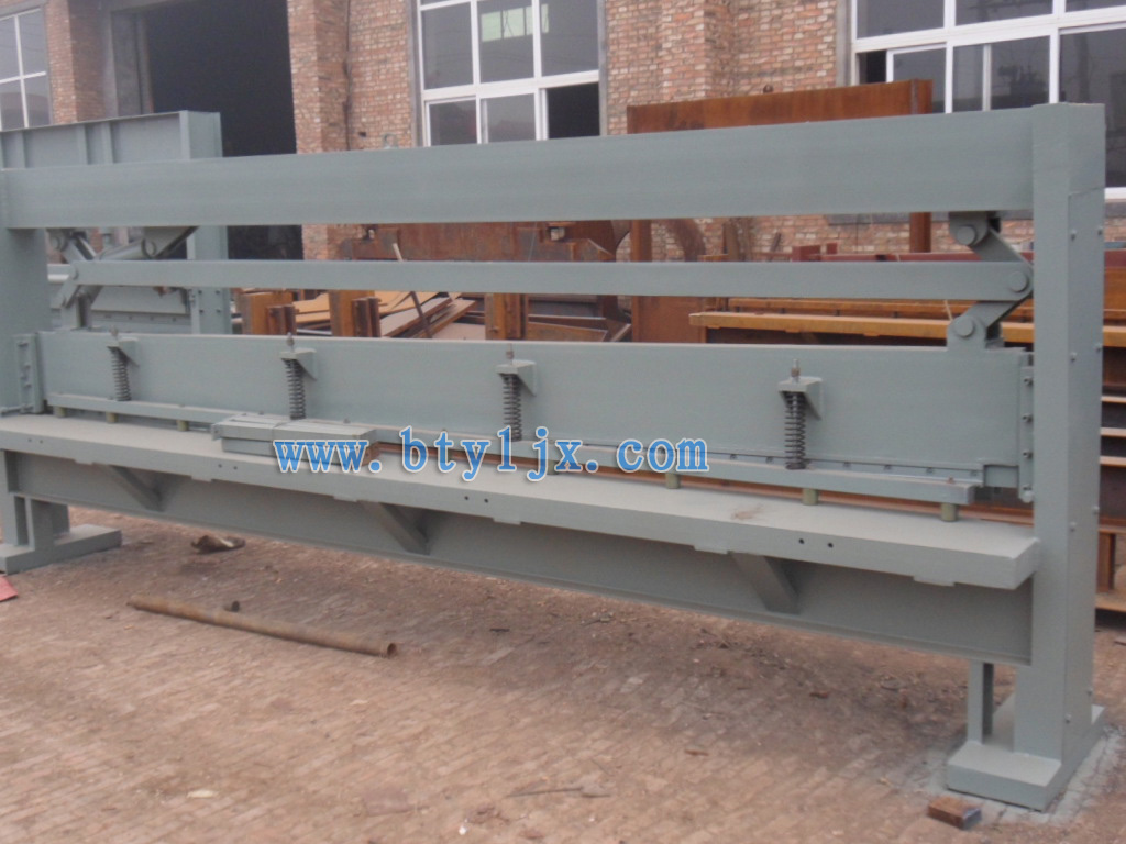 4米立式剪板機(jī)