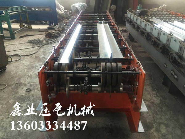 樓層板包邊機(jī)