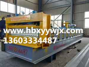 鋼倉板成型機(jī)  糧倉板機(jī)